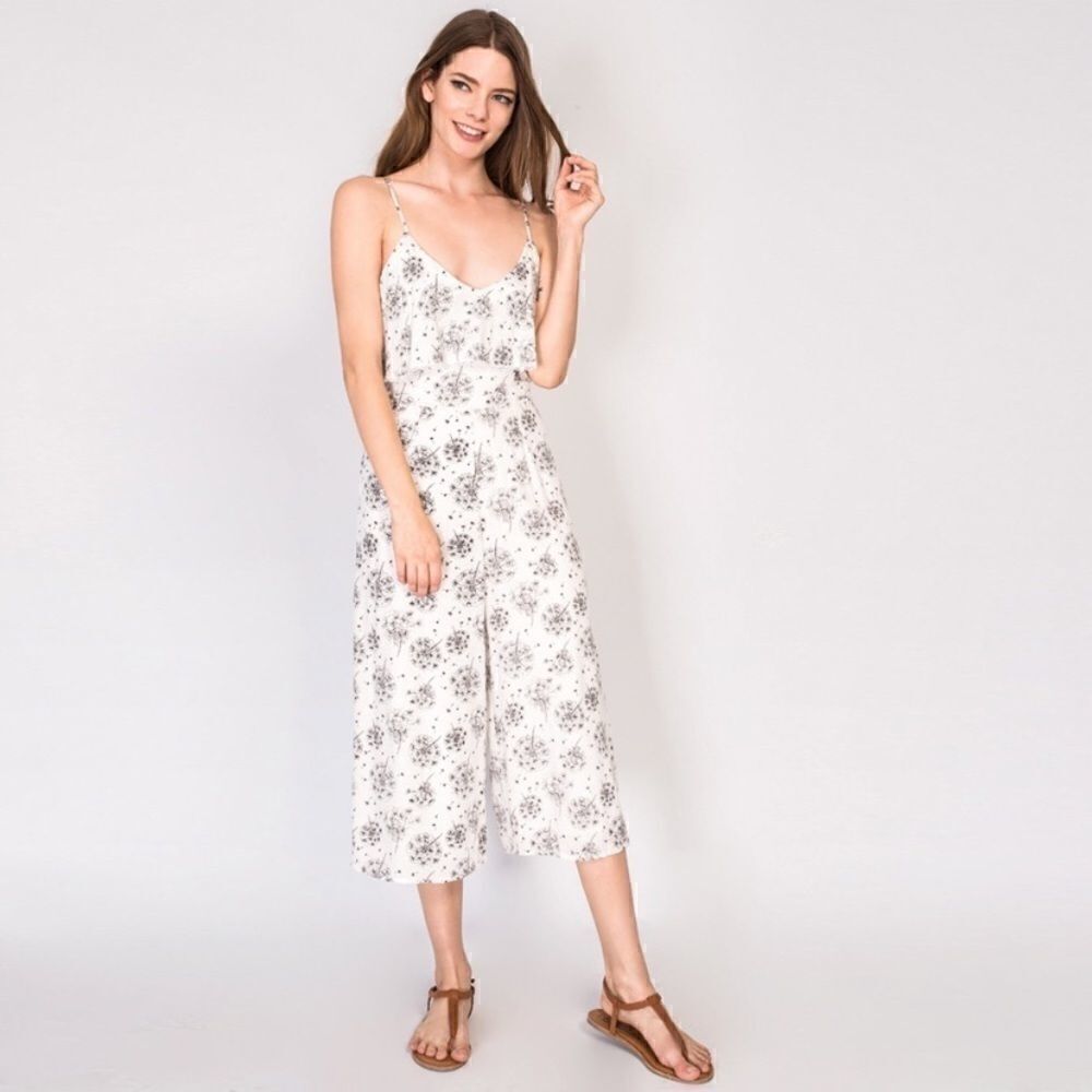 Ribbon Grey size small Black and white floral romper